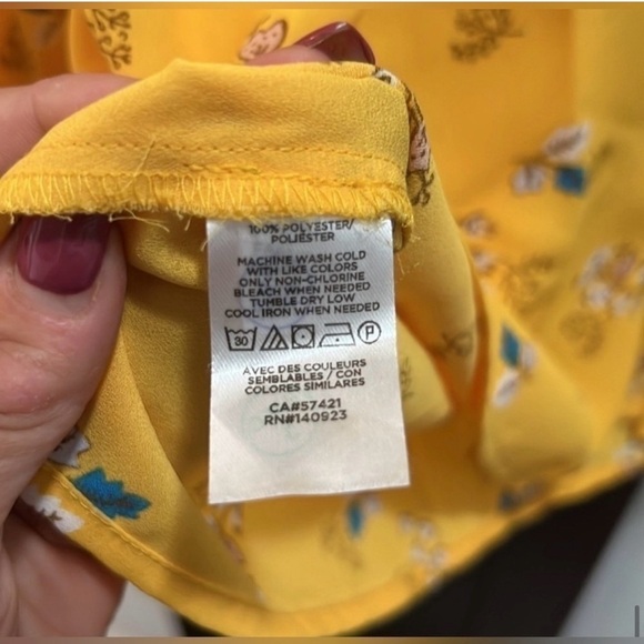 LOFT Yellow Floral Blouse - Picture 8 of 9